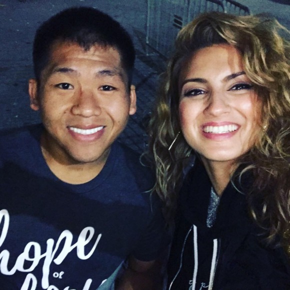 Meet your Posher, Bee - Picture 1 of 1